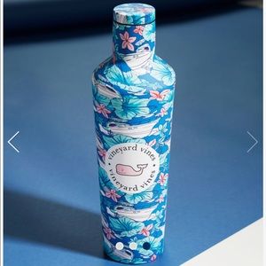 NWT Vineyard Vines Corkcicle Canteen